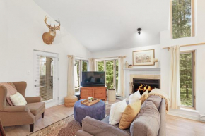 Le Champetre Tremblant 2bdrs Condo W Fireplace Mont Tremblant Resort